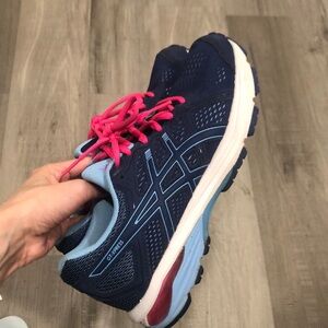 ASIC sneakers size 7.5 navy blue and pink